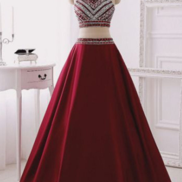 Long Two Pieces Prom Dress With Beaded Halter Neck Crop Top Evening