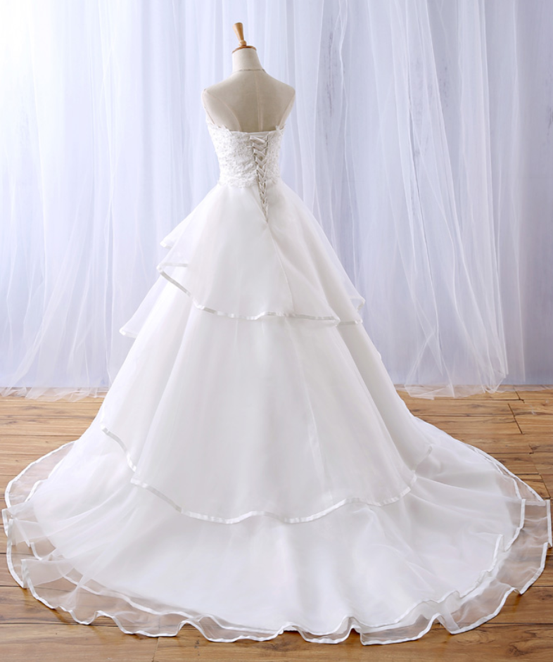 Sweetheart Tiered Tulle A-line Wedding Dress Featuring Lace-up Back On 